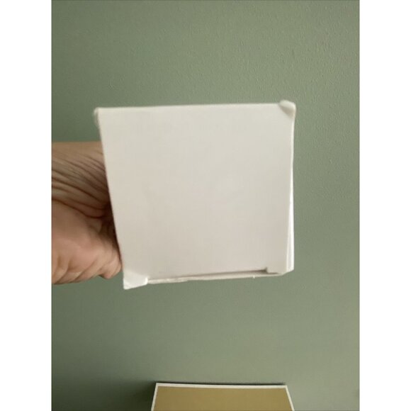 Grown Alchemist Intensive Body Exfoliant Inca-Inchi Pumice & Activated Charcoal - Picture 13 of 13